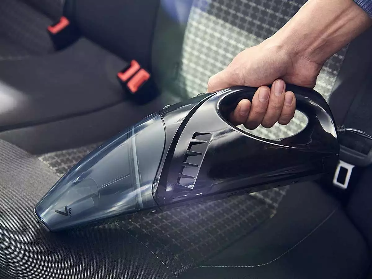 Best Car Vacuums for Pet Hair in 2024: Your Ultimate Guide to a Clean Vehicle